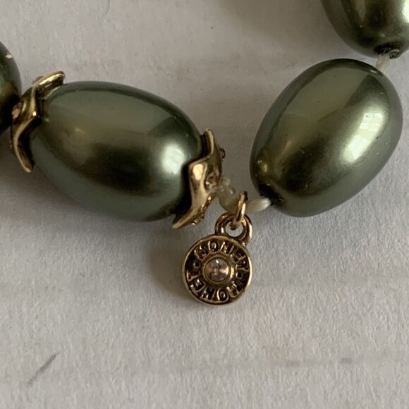 Monet Pearl Necklace Bracelet Dangle Earring Set Sage Green Gold 4 Pc Set - Picture 8 of 10